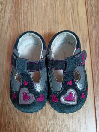 Na prvé krôčiky, pediped,20