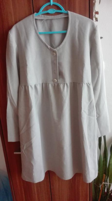 Šaty tehotenské, 40