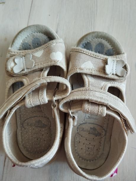 Papučky, ren but,23