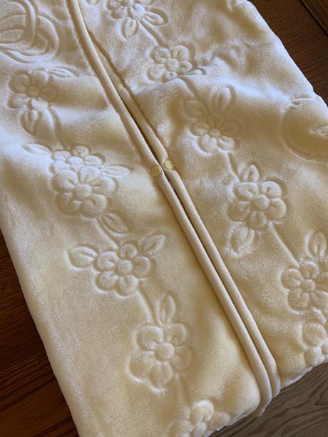 Španielska deka/vak s motívom macíkov a kvetov,