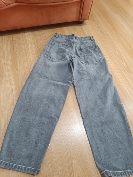 Šedé rifle, bershka,34
