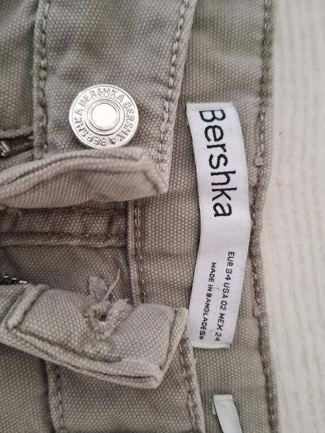 Nohavice, bershka,34