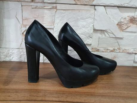 Čierné kožené lodičky wojas, 37