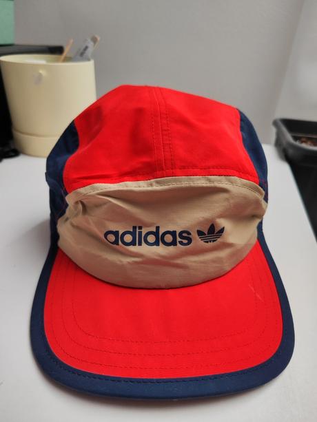 Šiltovka adidas, adidas