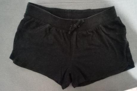 Šortky, c&a,152