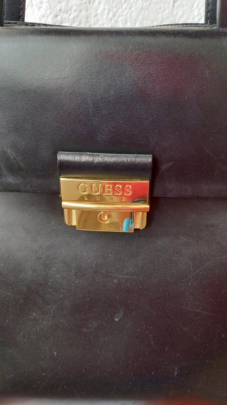 Kabelka guess, guess