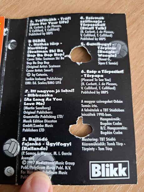 Šmolkovia maďarsky 2x,