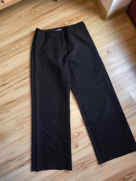 Čierne široké nohavice, l