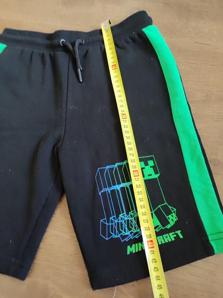 Chlapčenské kraťasy, 152