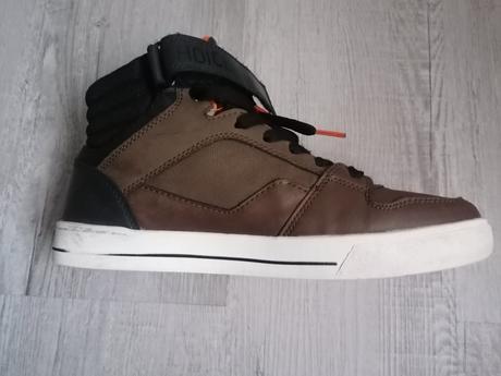 Ponúkam na predaj tenisky, 41