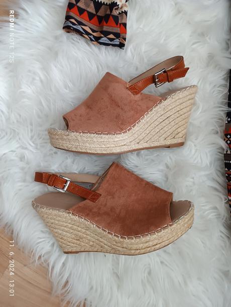 Sandále má platforme, 39