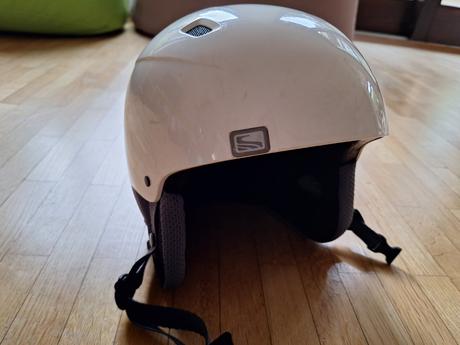 Lyžiarska prilba, s