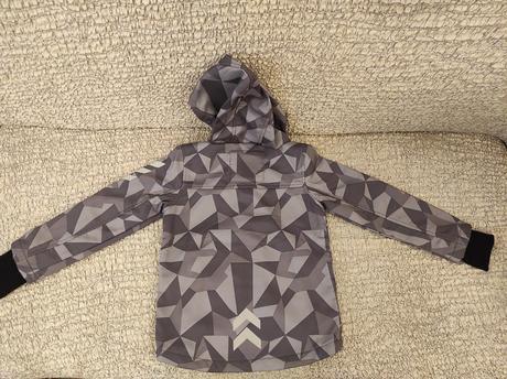 Predám chlapč. softshell bundu veľ. 116, sinsay,116