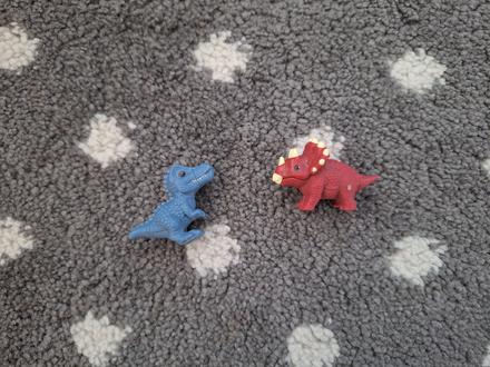 Dinosaury natoons kinder vajicko, 