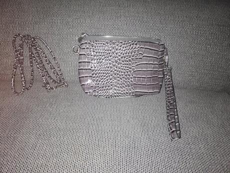 Kabelka carpisa do ruky i na plece, carpisa