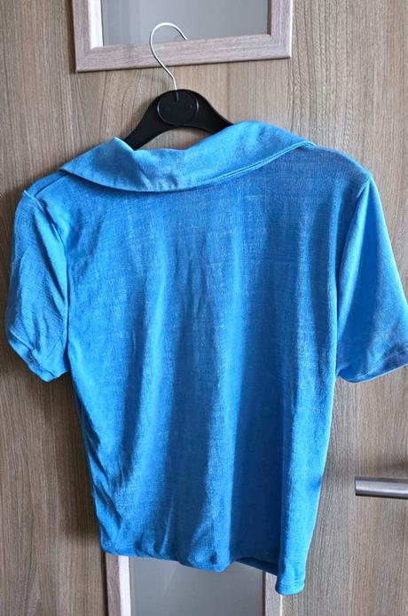 Modry top s golierom zn. glassons, velkost m, m
