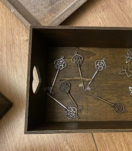 Tmavosivé srdiečko a strieborný kľúčik ( sada ),