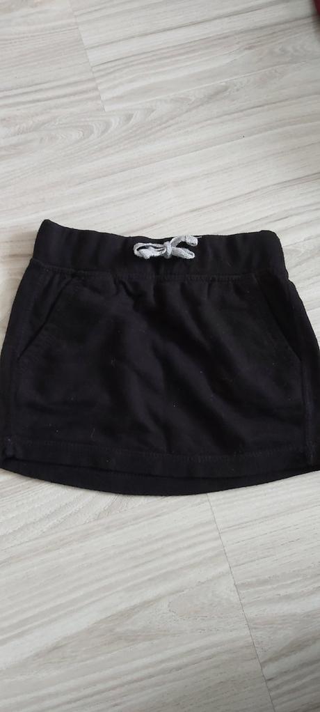 Balík oblečenia pre slečnu, 104–116