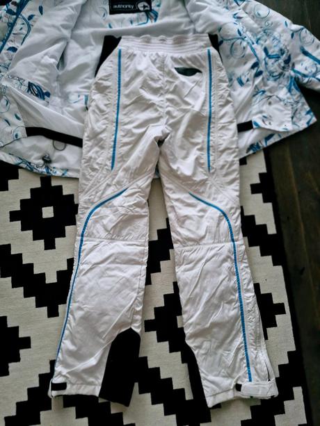 Prekrasna superstylova lyziarska supravka sportalm, authority,s