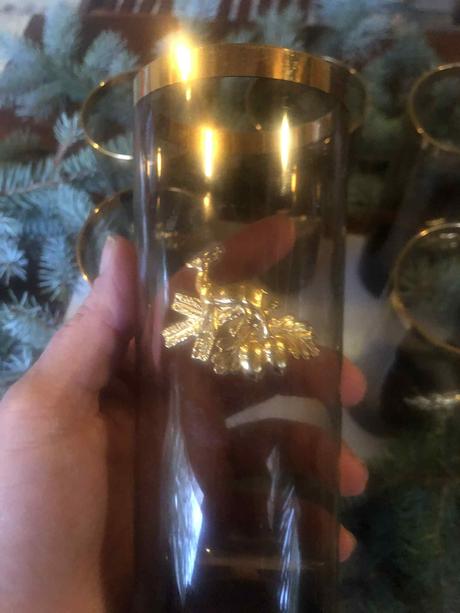 Pohare s poĺovníckym motívom, 