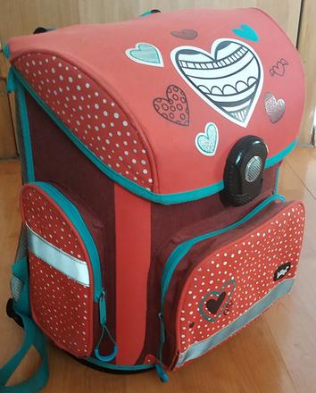 Predám školskú aktovku zn. baagl,