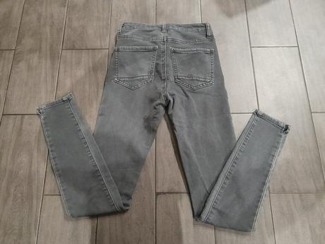 Dievčenské rifle, gate,xs