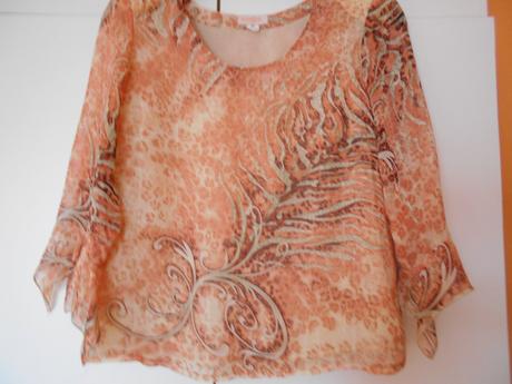 Kostým sviatočný, l