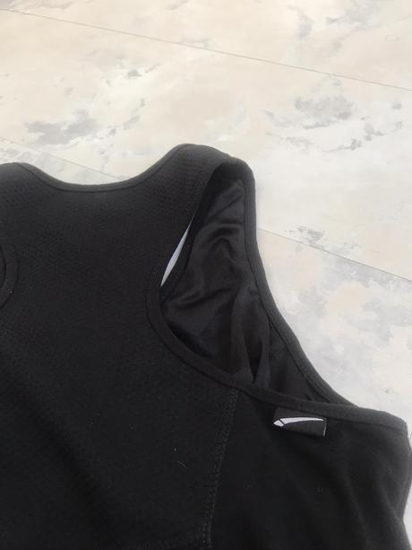 Športové tielko, m