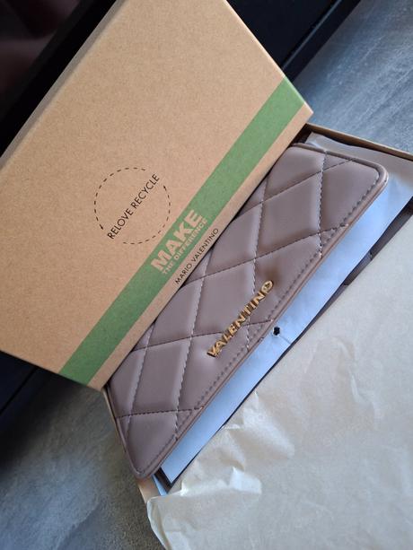 Nová peňaženka, valentino