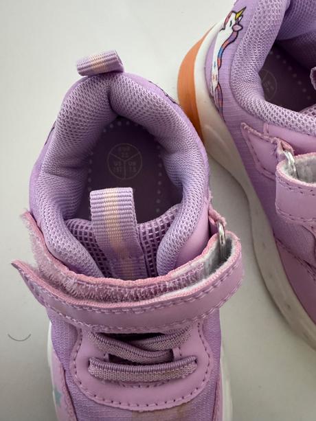 Svietiace tenisky, lupilu,25