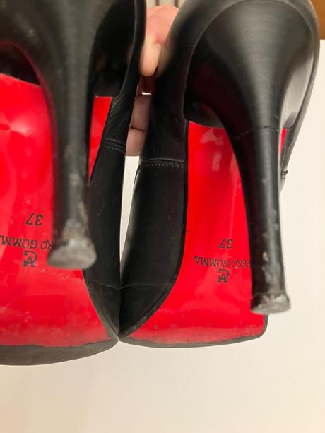 Topánky na vysokom opätku, 37