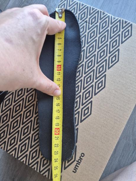 Umbro kopacky c.37, 37