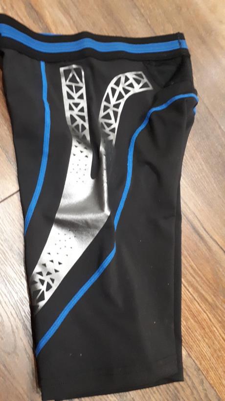 Elastické kratasy  vel 134/140/146, adidas,134