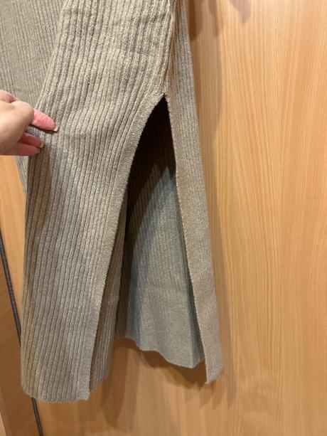 Pletené šaty s carmen výstrihom 44/46, bonprix,44