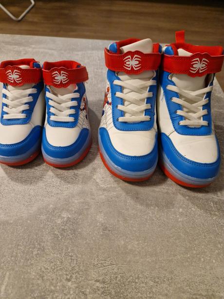 Tenisky spiderman svietiace, primark,31