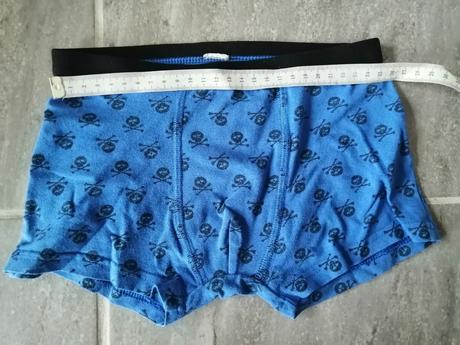 Pirátske slipy v134-140, 8-9r., 134