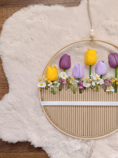 Kvetinová žlto-fialová dekorácia, 