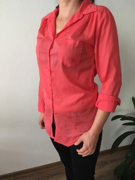 Bluzka, atmosphere,38