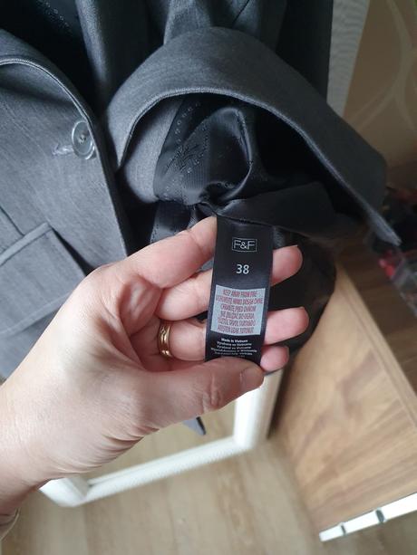 Damsky kostym, f&f,38