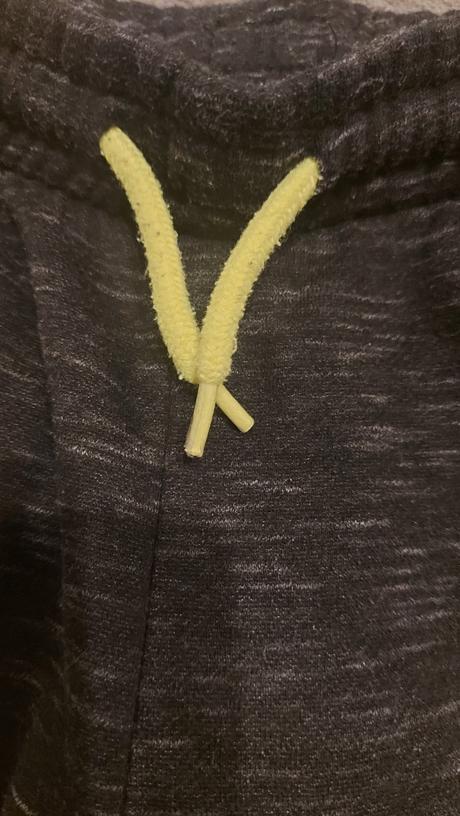 Predám chlapčenské tepláky veľ.146-152, chapter young,146