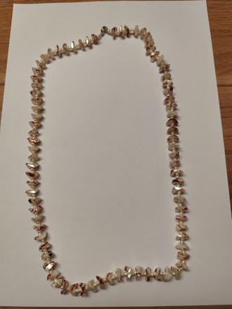 Retro nahrdelnik cca 40 rokov stary,