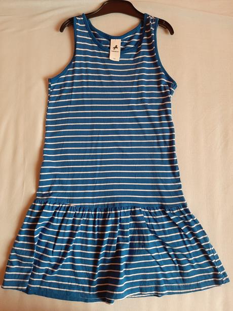 Šaty na 10 r., palomino,140