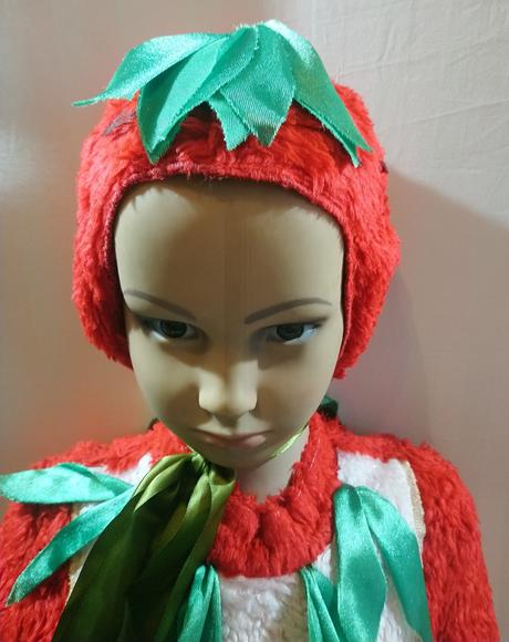 Dvojdielny kostým fleesová jahôdka, 110-116 cm,