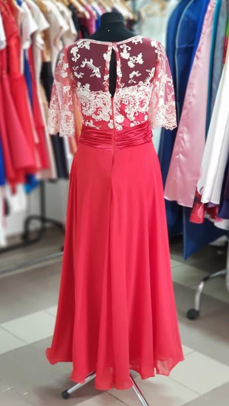 Spoločenské šaty vo veľkosti l, l