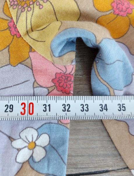 Kvietkovane šaty h&m, h&m,122