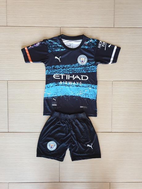 Dres haaland, puma,164 / 170 / 176
