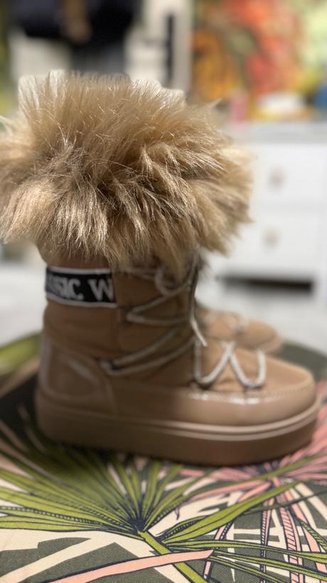 Snehule s kožušinou, 36