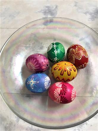 Farebné kraslice 6 ks,