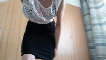 Dámska sukňa s detailom, veľ. s, s