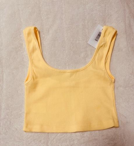 Krátke vrúbkované banánové tielko, m